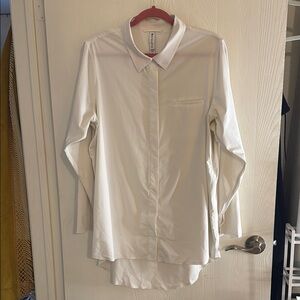 Athleta XL Urbanite Long Sleeve Button-Up Shirt